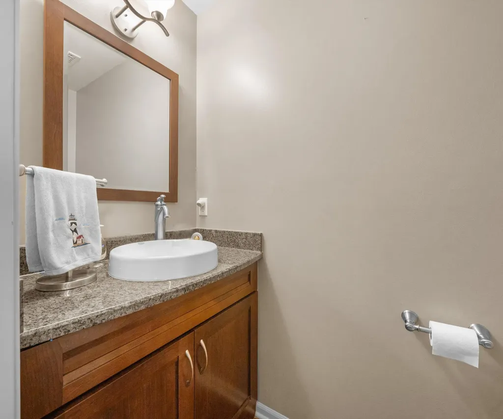 350 Huntington Drive Saline City MI 48176