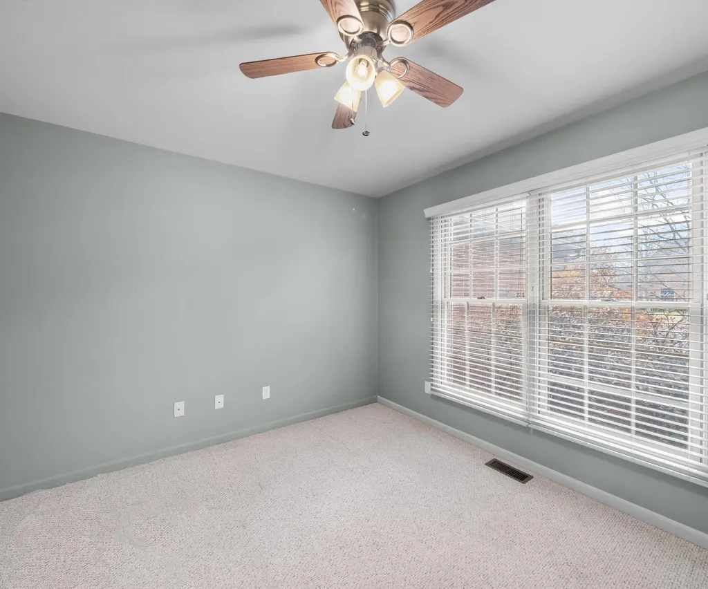 350 Huntington Drive Saline City MI 48176