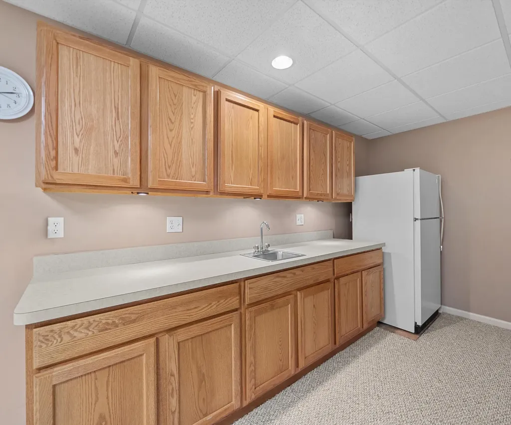 350 Huntington Drive Saline City MI 48176