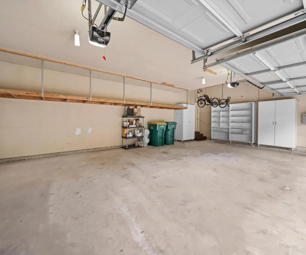350 Huntington Drive Saline City MI 48176
