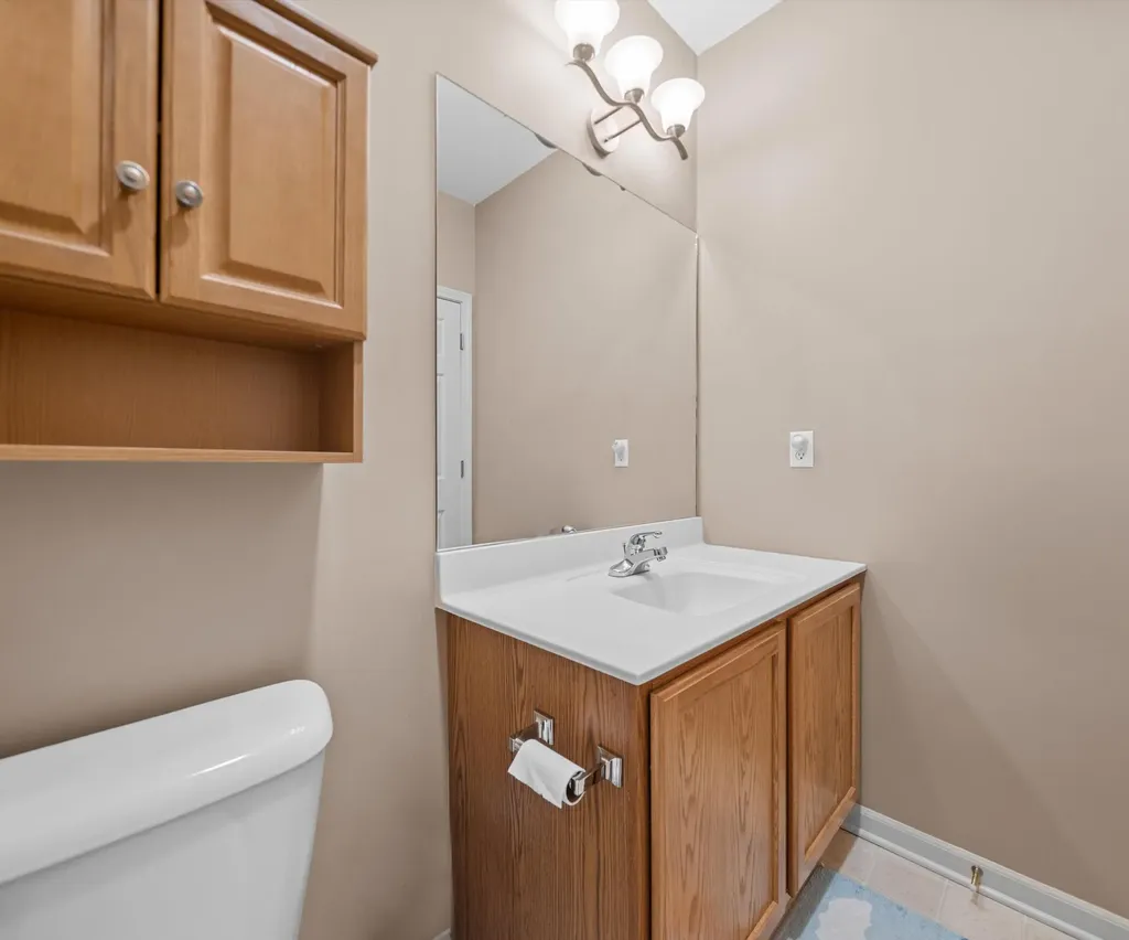 350 Huntington Drive Saline City MI 48176