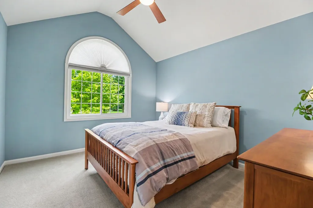 451 Castlebury Drive Saline City MI 48176