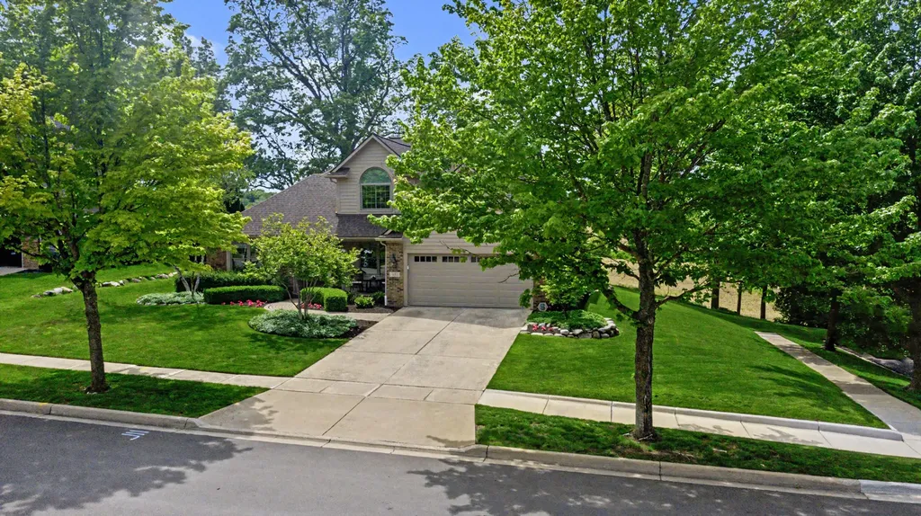451 Castlebury Drive Saline City MI 48176