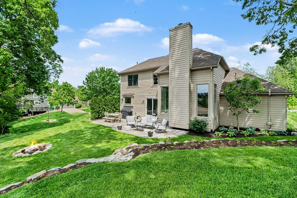 451 Castlebury Drive Saline City MI 48176