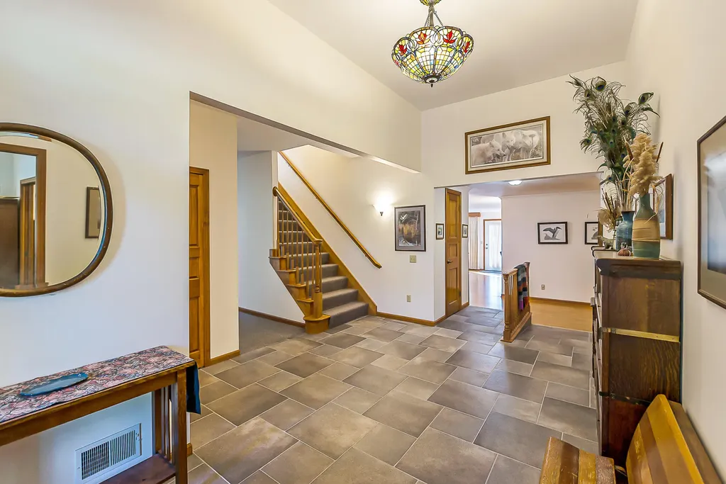 8790 Hendricks Drive Hamburg Township MI 48116