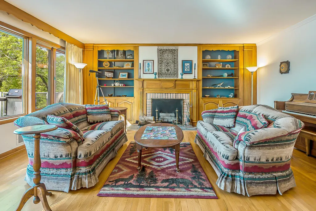 8790 Hendricks Drive Hamburg Township MI 48116