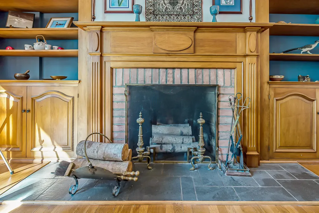 8790 Hendricks Drive Hamburg Township MI 48116