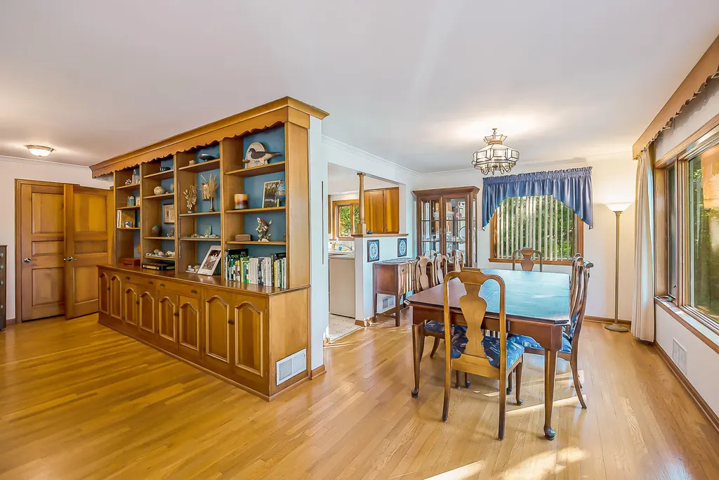 8790 Hendricks Drive Hamburg Township MI 48116