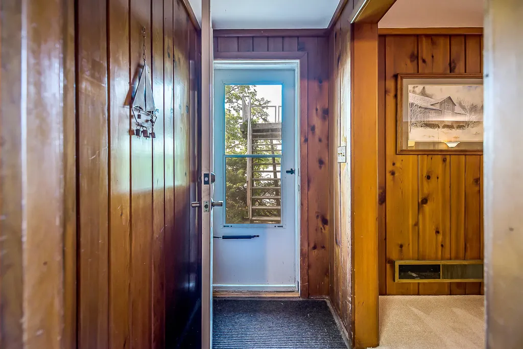 8790 Hendricks Drive Hamburg Township MI 48116
