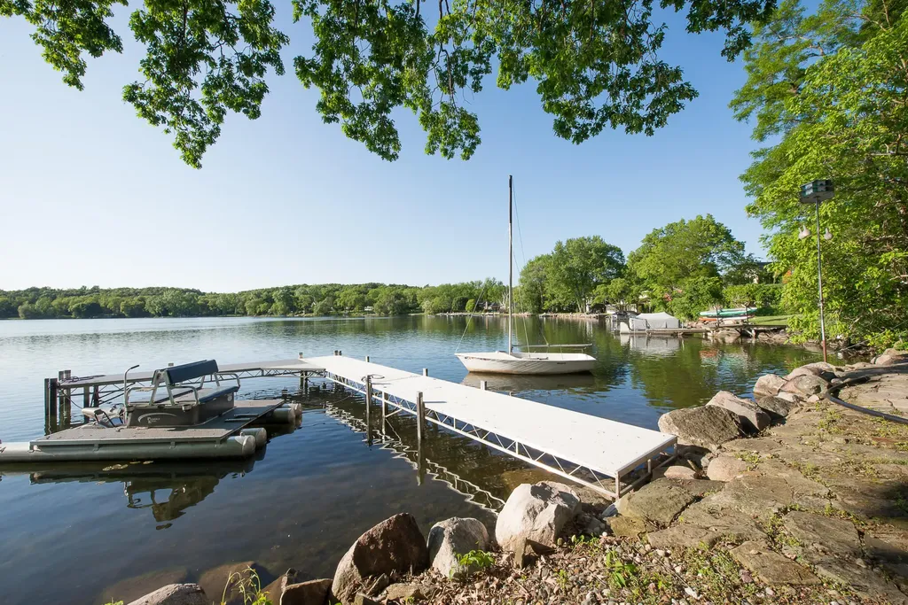 8790 Hendricks Drive Hamburg Township MI 48116