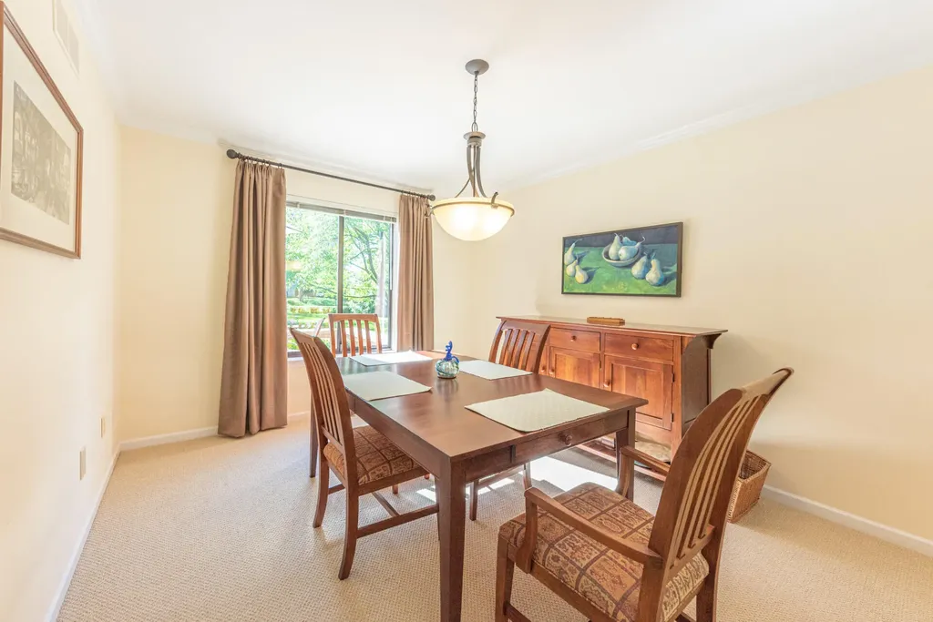 2110 Ardenne Drive Ann Arbor City MI 48105