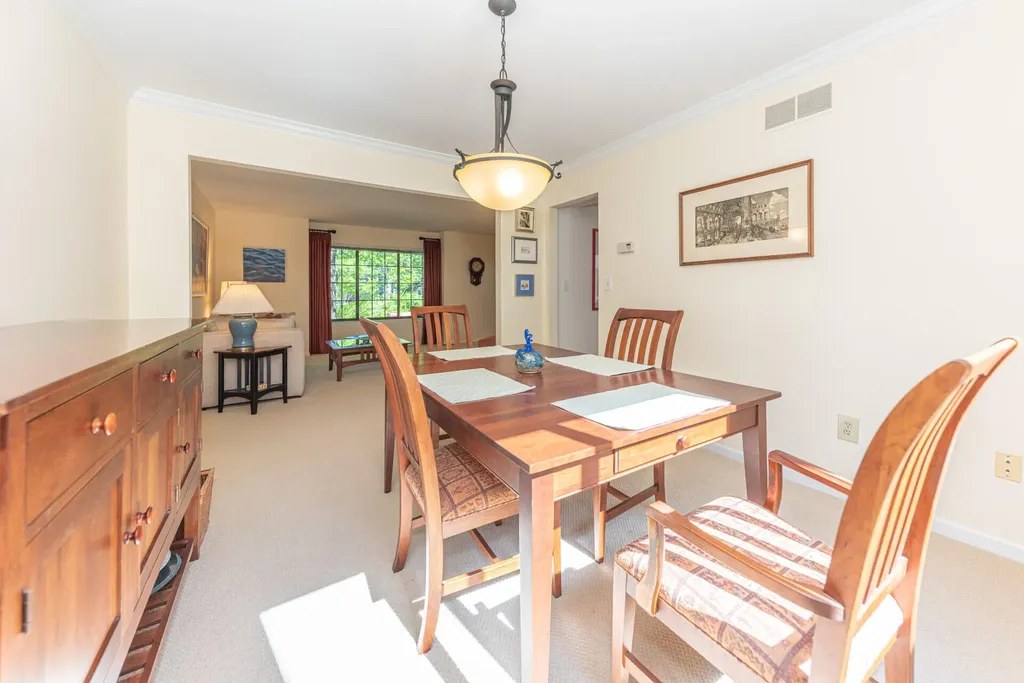 2110 Ardenne Drive Ann Arbor City MI 48105