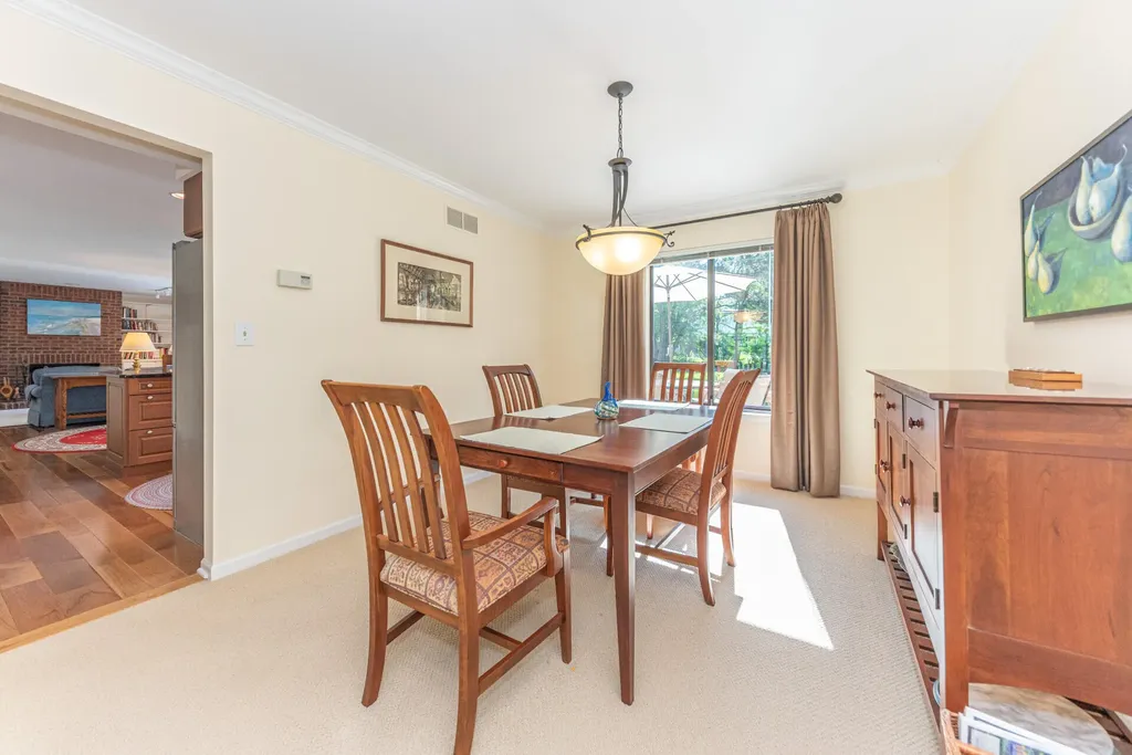 2110 Ardenne Drive Ann Arbor City MI 48105
