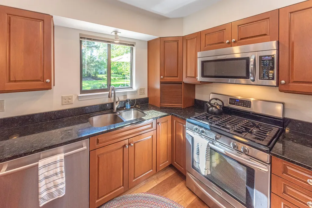 2110 Ardenne Drive Ann Arbor City MI 48105