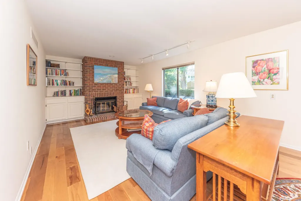 2110 Ardenne Drive Ann Arbor City MI 48105