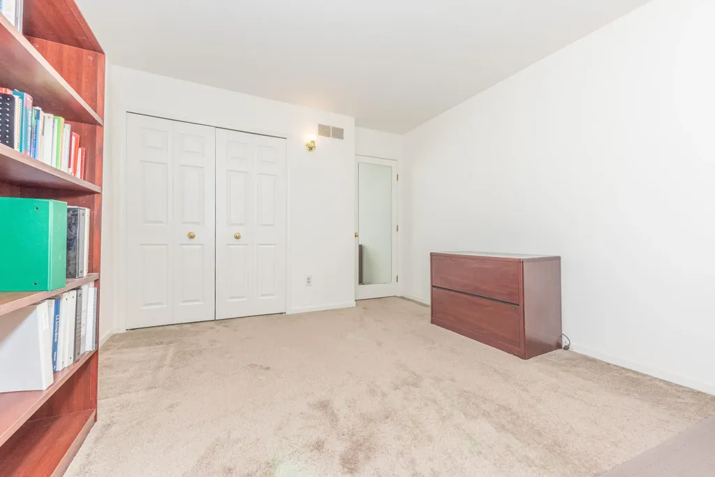 2110 Ardenne Drive Ann Arbor City MI 48105