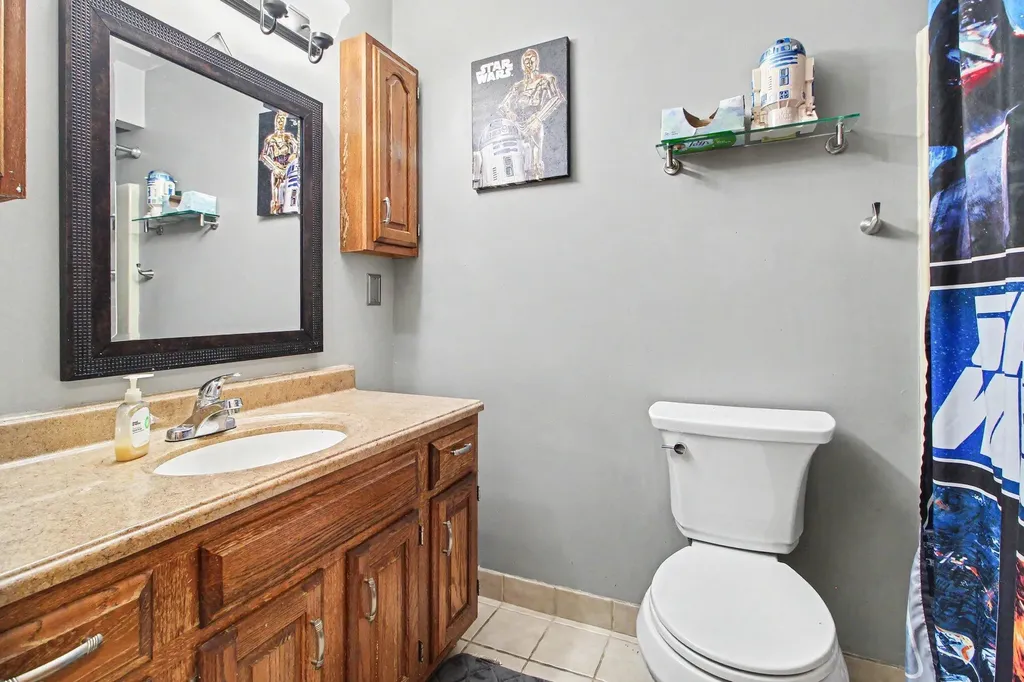 1633 N Hanlon Street Westland City MI 48185