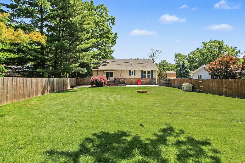 1633 N Hanlon Street Westland City MI 48185