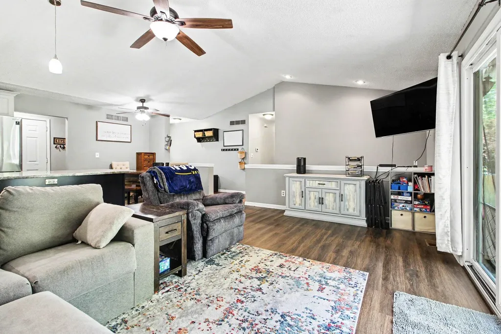 1633 N Hanlon Street Westland City MI 48185