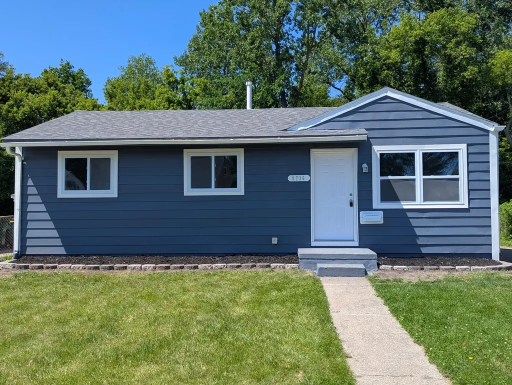 2736 Appleridge Street Ypsilanti Charter Township MI 48198