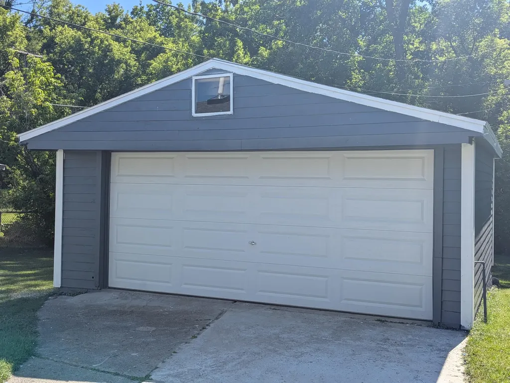 2736 Appleridge Street Ypsilanti Charter Township MI 48198