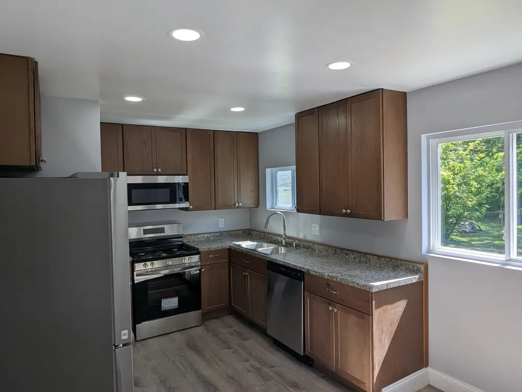 2736 Appleridge Street Ypsilanti Charter Township MI 48198