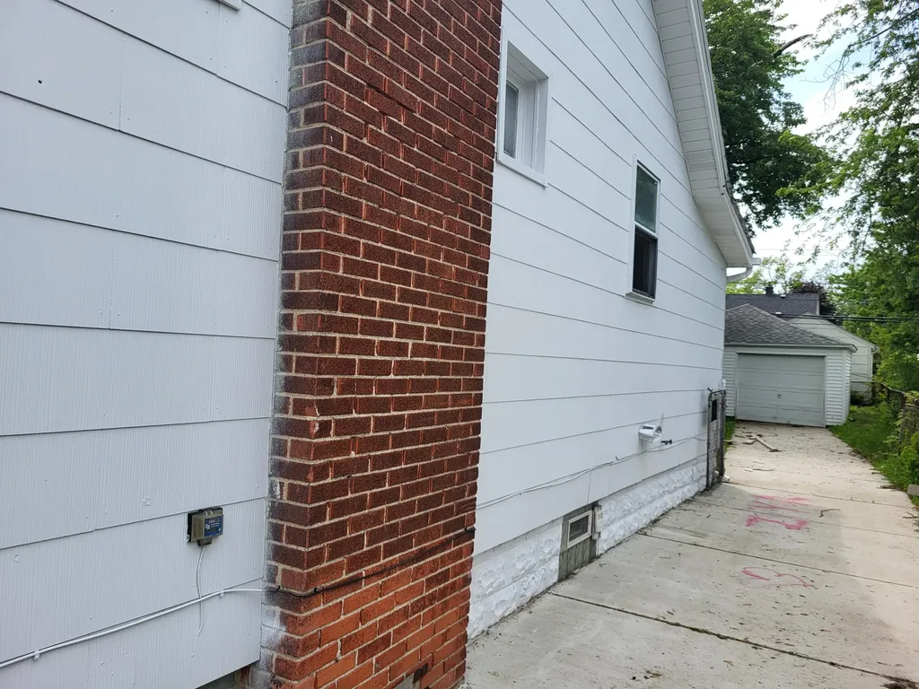 21769 Donald Avenue Eastpointe City MI 48021