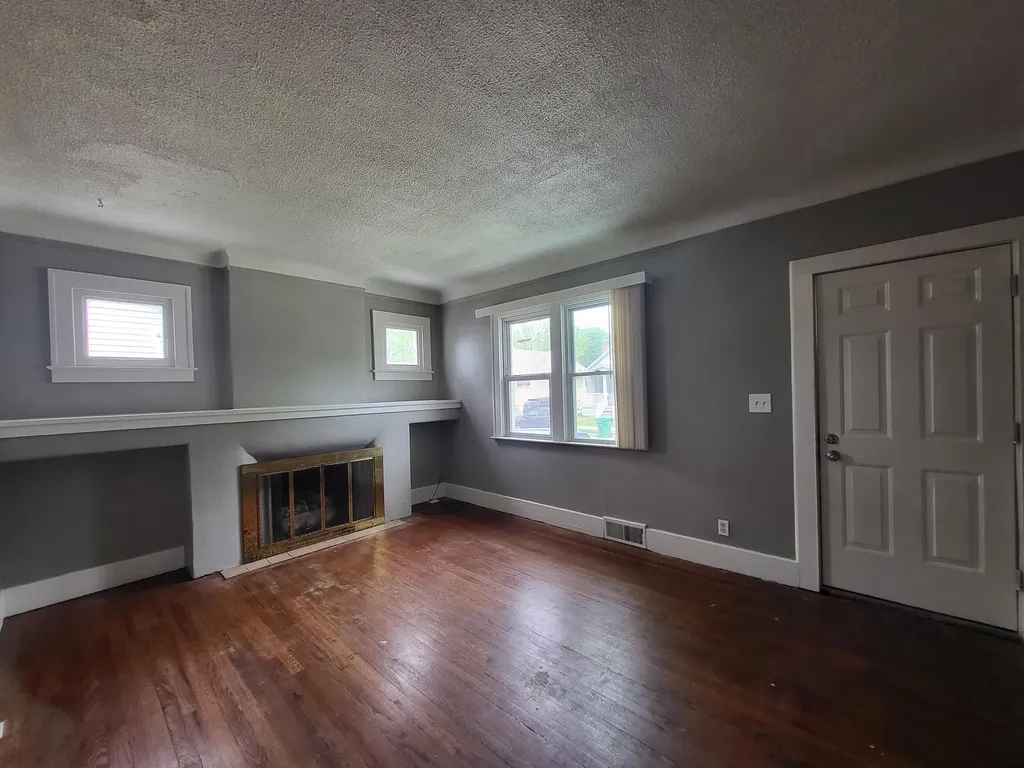 21769 Donald Avenue Eastpointe City MI 48021