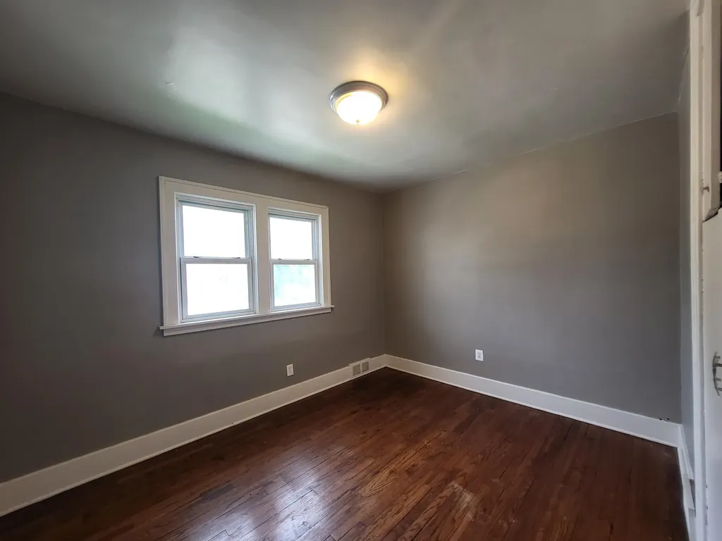 21769 Donald Avenue Eastpointe City MI 48021