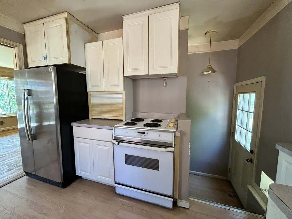 15464 Cameron Street Southgate City MI 48195