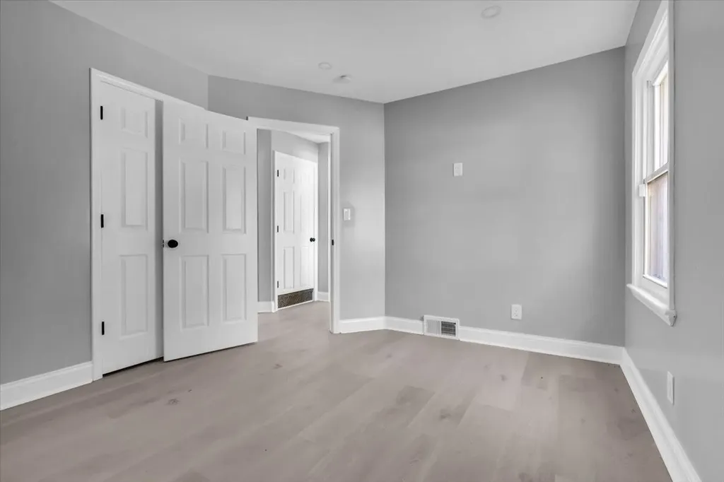 14427 Bringard Drive Detroit City MI 48205