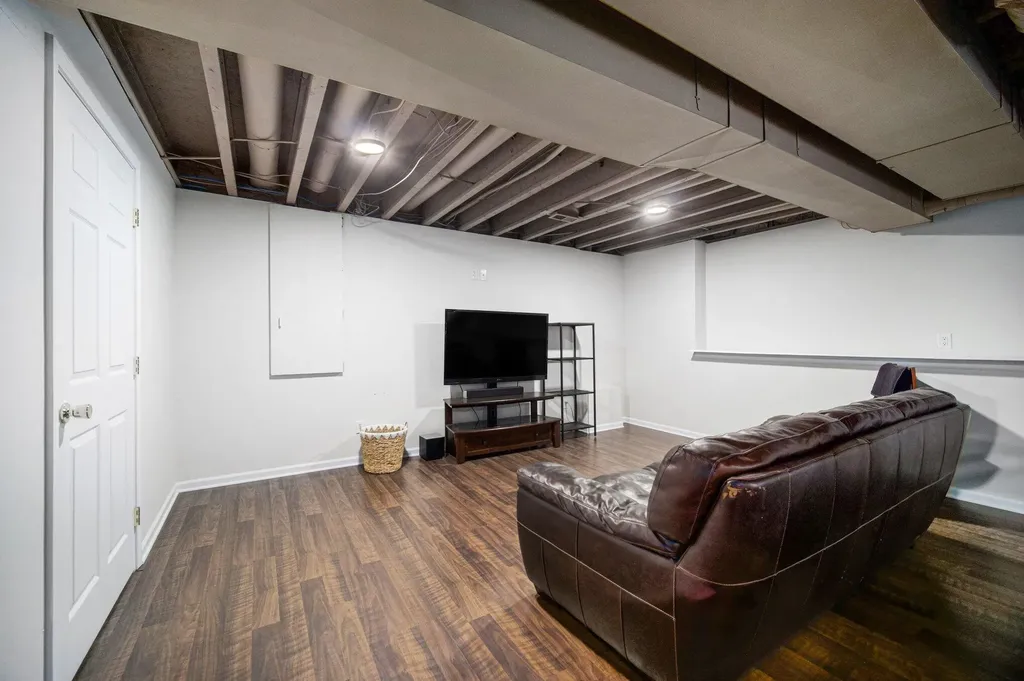 1686 Enclave Lane Ann Arbor City MI 48103