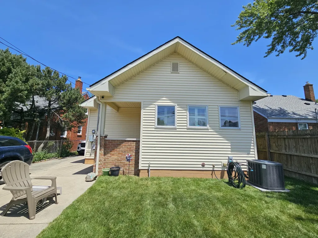 15641 O Connor Avenue Allen Park City MI 48101