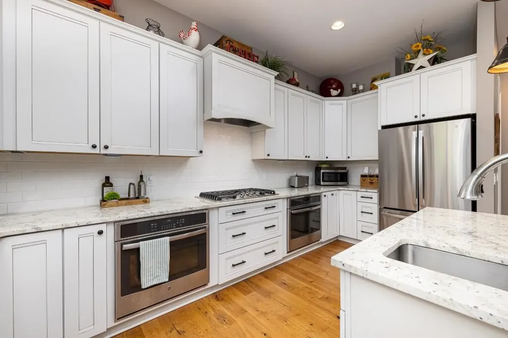 8061 Pine Ridge Court Salem Township MI 48168