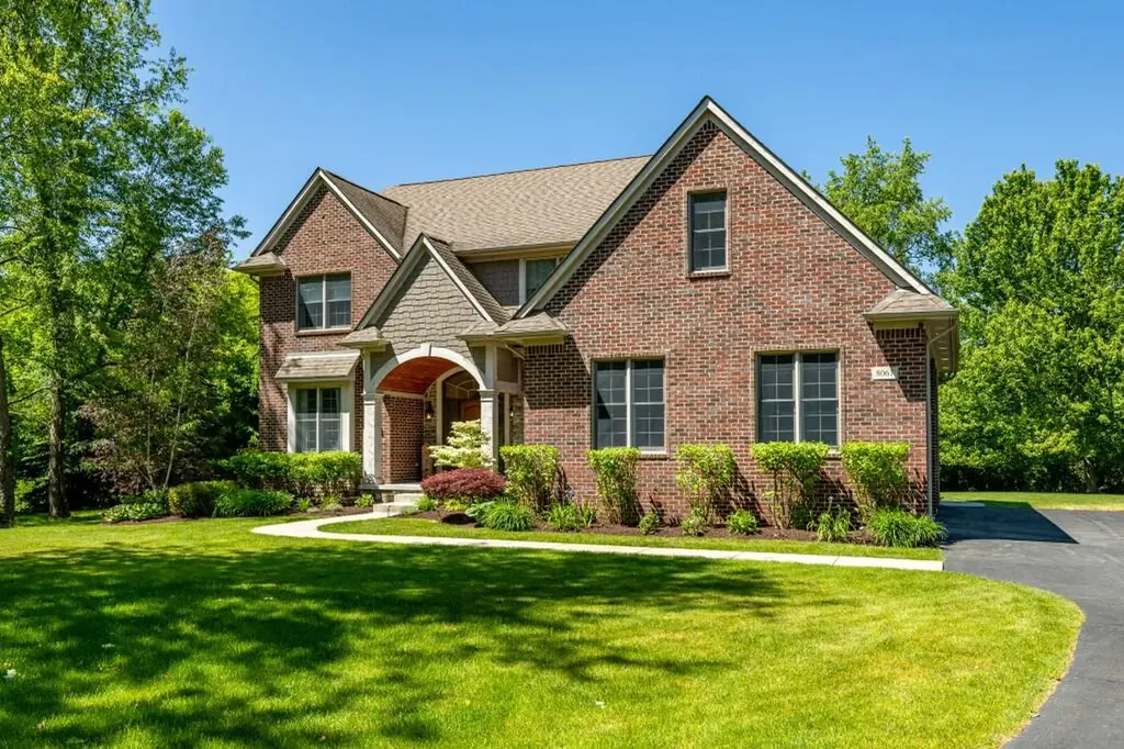 8061 Pine Ridge Court Salem Township MI 48168