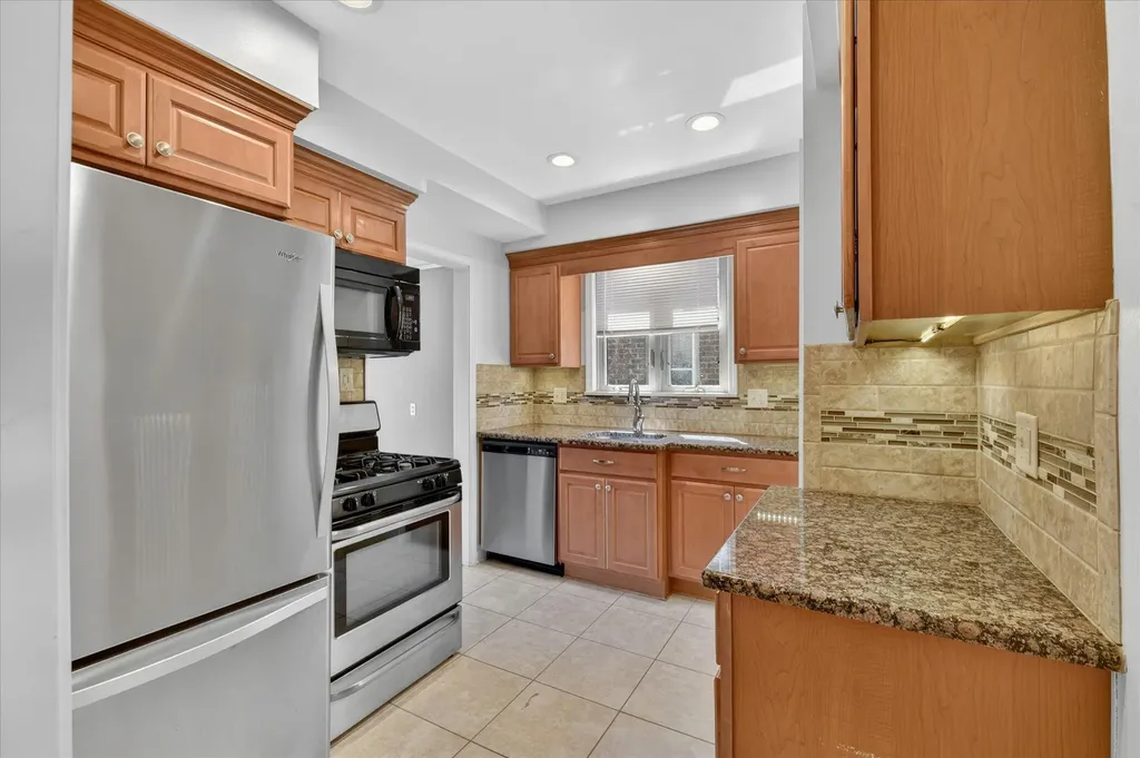 1426 Leblanc Street Lincoln Park City MI 48146