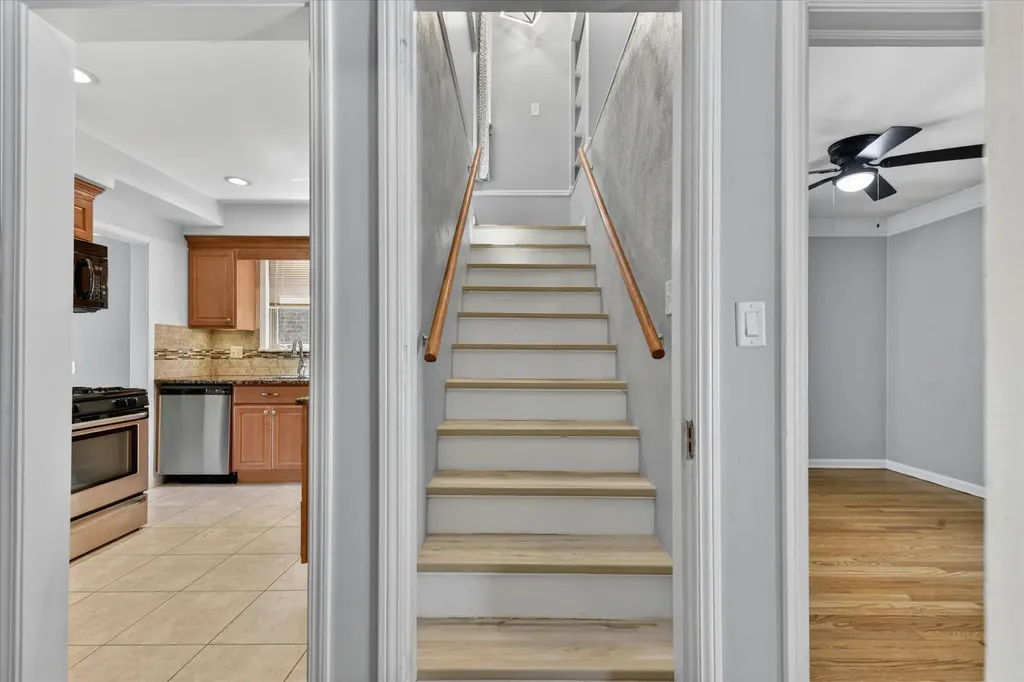1426 Leblanc Street Lincoln Park City MI 48146