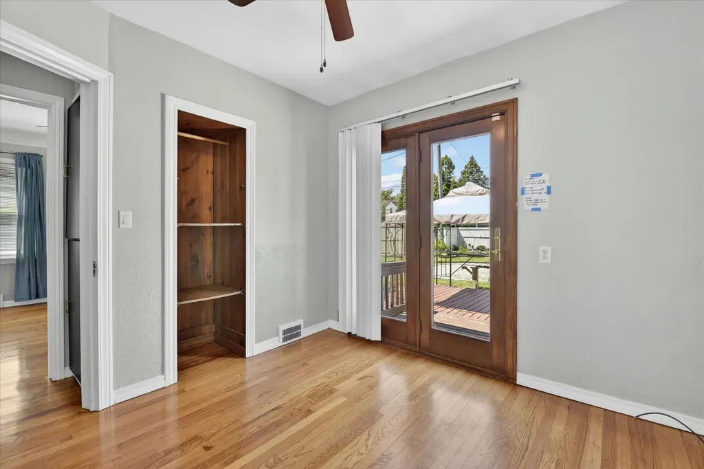 1426 Leblanc Street Lincoln Park City MI 48146