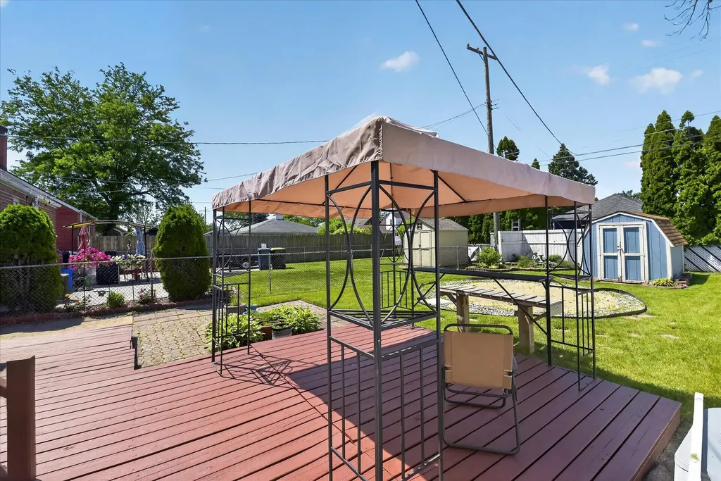 1426 Leblanc Street Lincoln Park City MI 48146