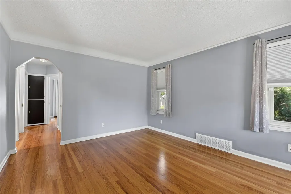 1426 Leblanc Street Lincoln Park City MI 48146