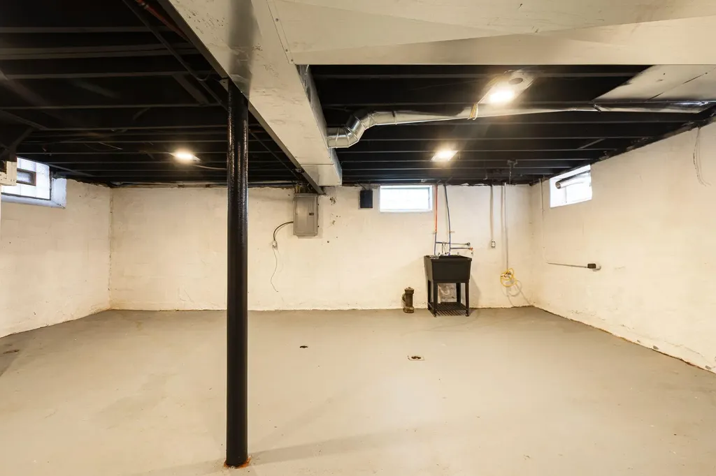 4901 Cortland Street Detroit City MI 48204