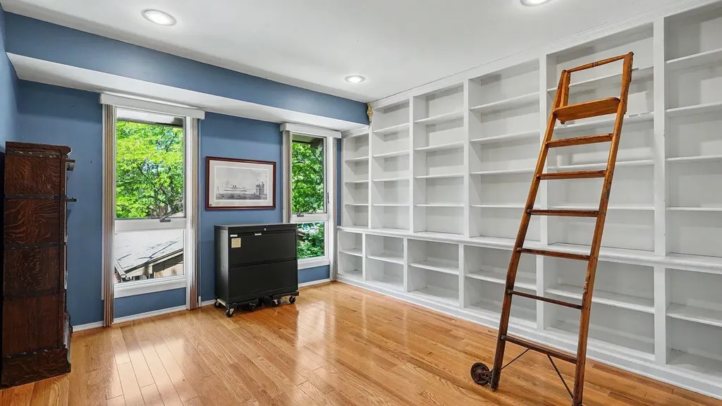 959 Greenhills Drive Ann Arbor City MI 48105