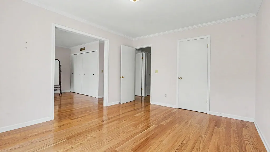 959 Greenhills Drive Ann Arbor City MI 48105