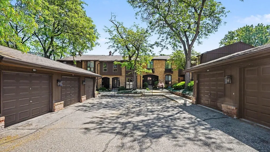 959 Greenhills Drive Ann Arbor City MI 48105
