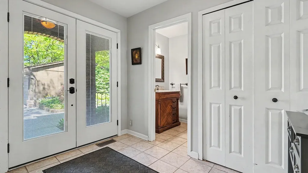 959 Greenhills Drive Ann Arbor City MI 48105