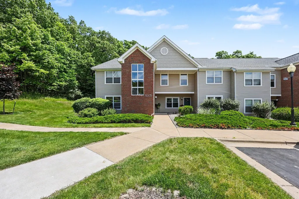 1005 E Duncan Street Manchester Township MI 48158