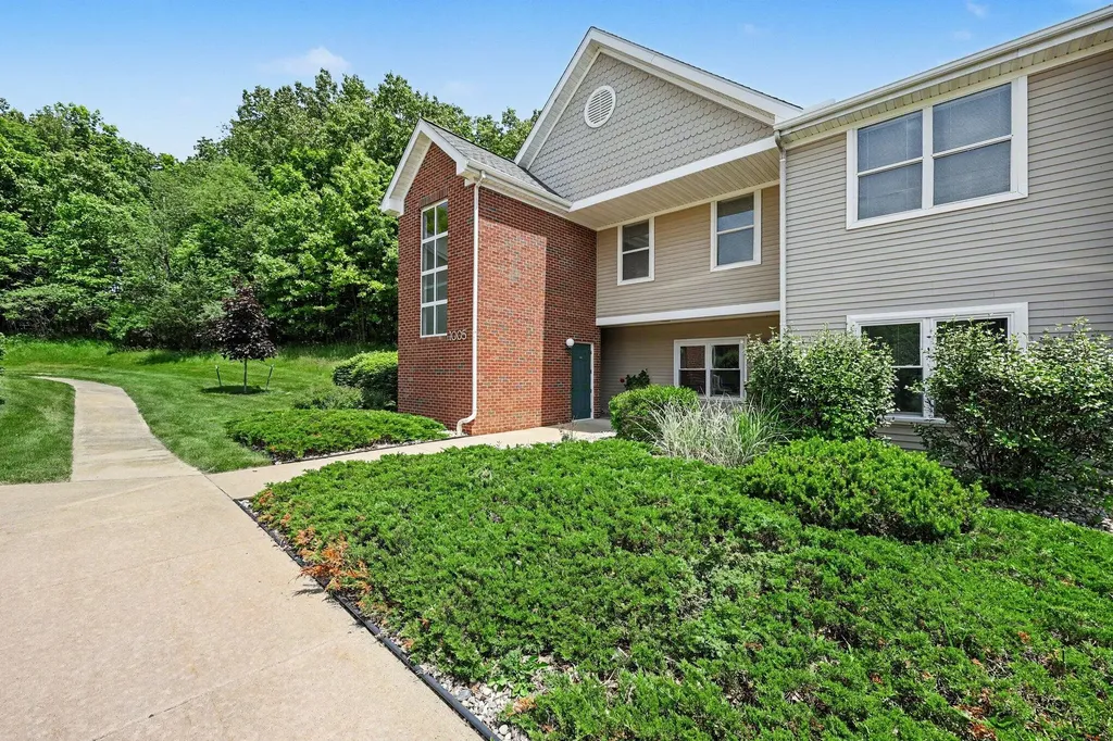 1005 E Duncan Street Manchester Township MI 48158