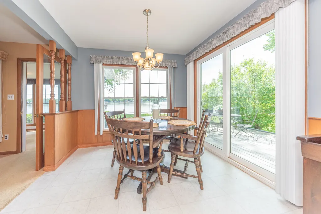 9547 Crestline Drive Hamburg Township MI 48169