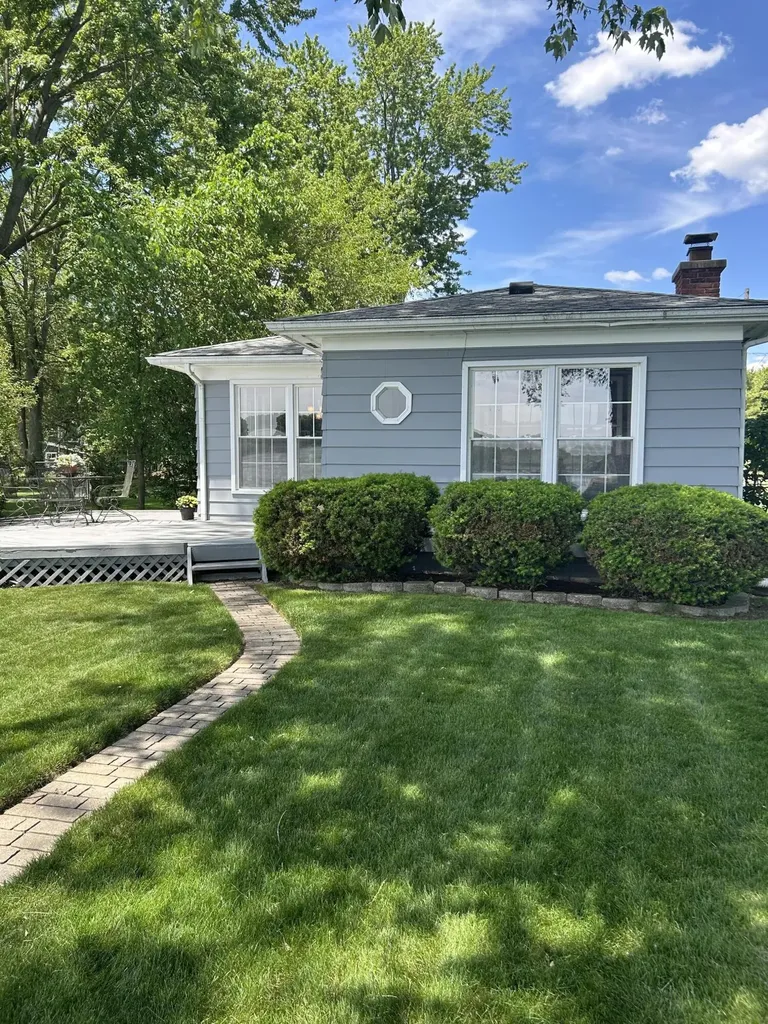 9547 Crestline Drive Hamburg Township MI 48169