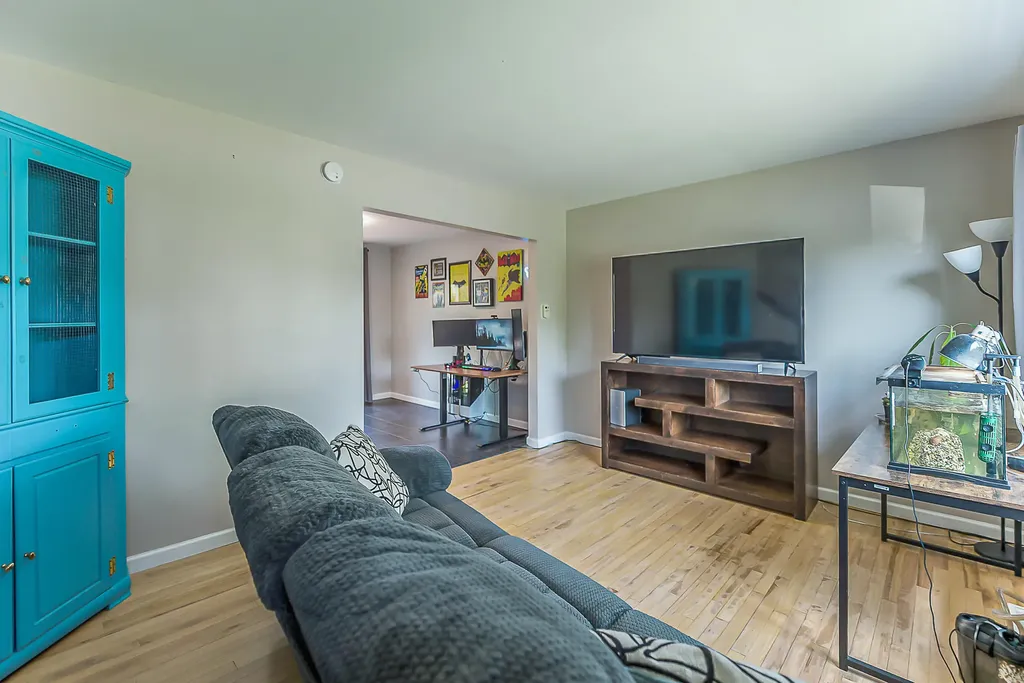 3011 Williamsburg Road Ann Arbor City MI 48108
